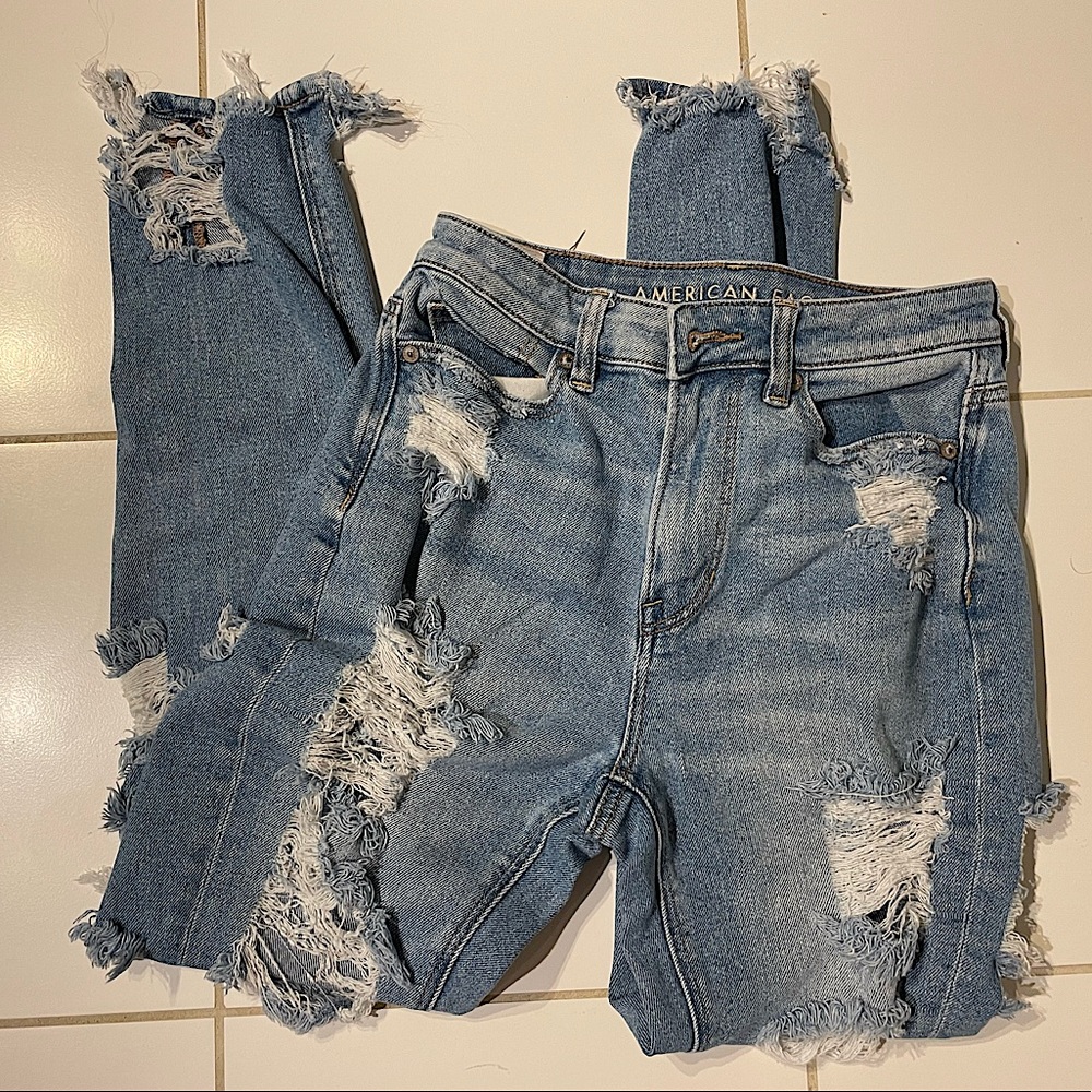 American Eagle Outfitters Light Blue Distressed Women's Jeans